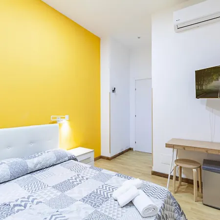 Alloggi Costantini - Ospedale Gemelli - Metro Battistini 3*