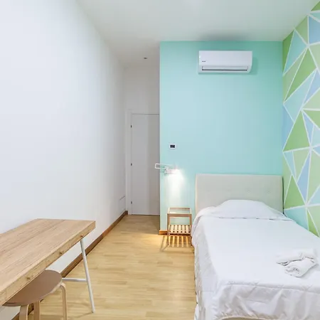 Pensjonat Alloggi Costantini - Ospedale Gemelli - Metro Battistini 3*