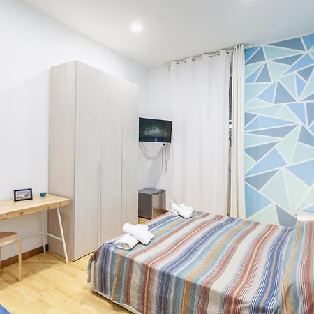 Alloggi Costantini - Ospedale Gemelli - Metro Battistini Pensjonat 3*